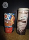 Dvě plechovky jedna od kávy druhá od Tea Shop English. Viz foto.