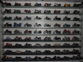 Modely motocyklů v měřítku 1:24 a 1:22 od výrobců Atlas, Ixo Altaya, Ixo Museum, Starline, DeAgostini, Mercury, Magazíne, apod. Celkem 247 kusů. Viz f