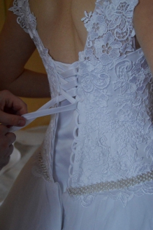 Svatební šaty vel.38, Tylová sukně, krajkový korzet