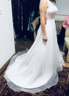 Prodej svatebních šatů